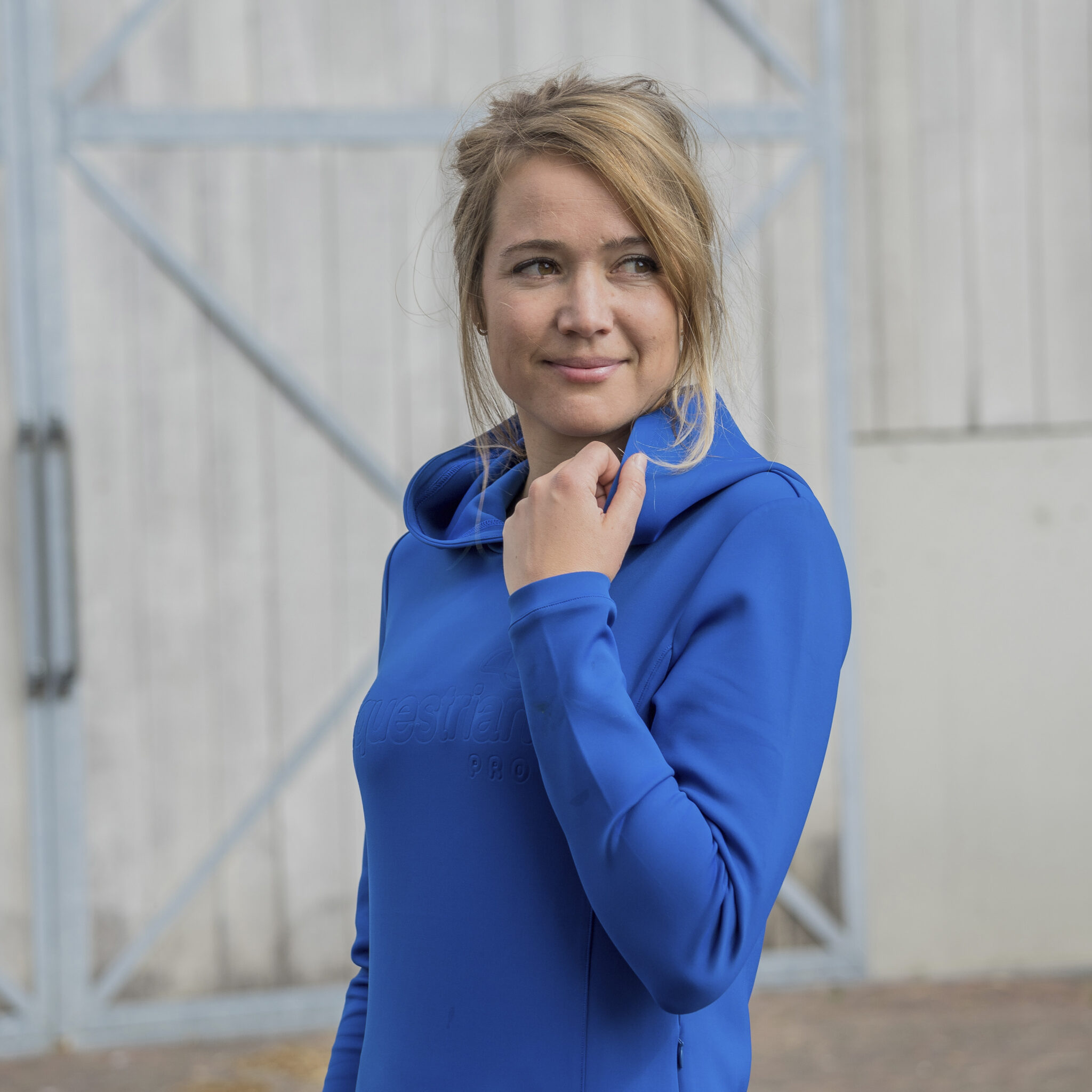EQUESTRIAN PRO EMBOSSED HOODIE - Afbeelding 3