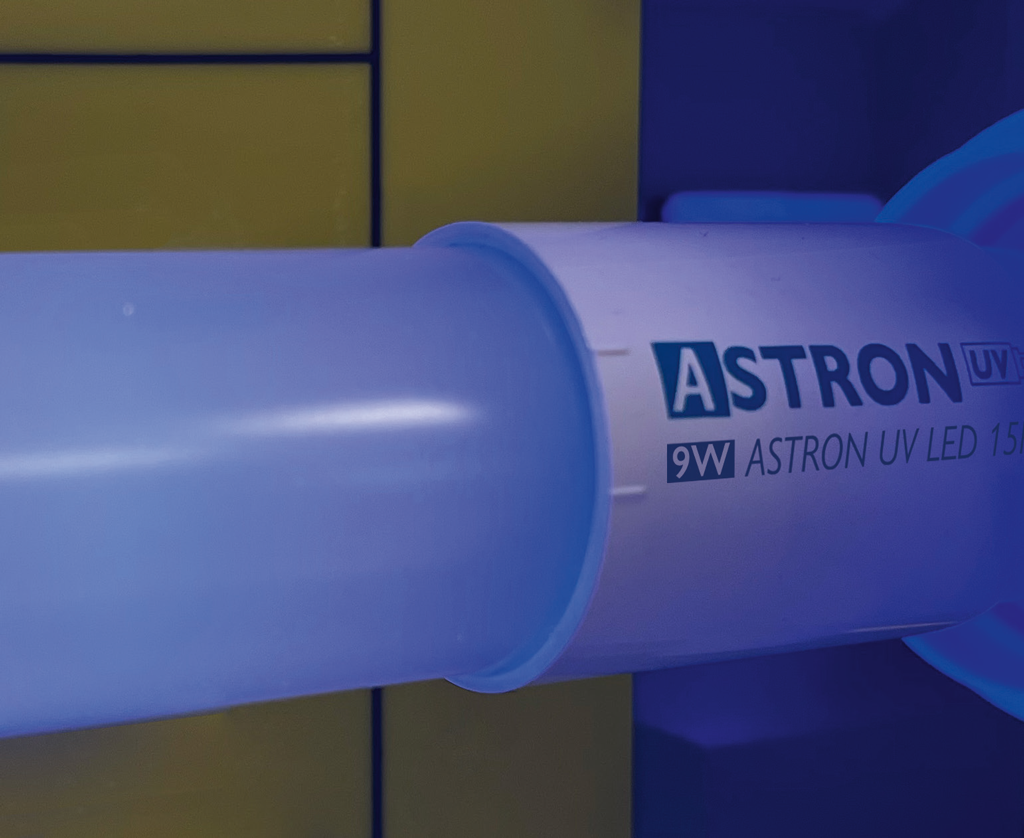 Alternative view of LED UV-A Lamp 9W/18" R Retrofit